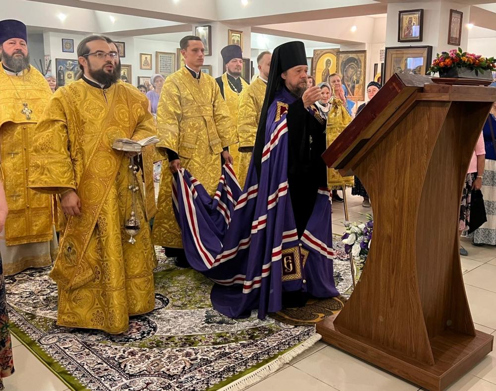 10 июля, 2022г  в нашем храме Божественную Литургию совершил Преосвященнейший владыка Геннадий епископ Каскеленский